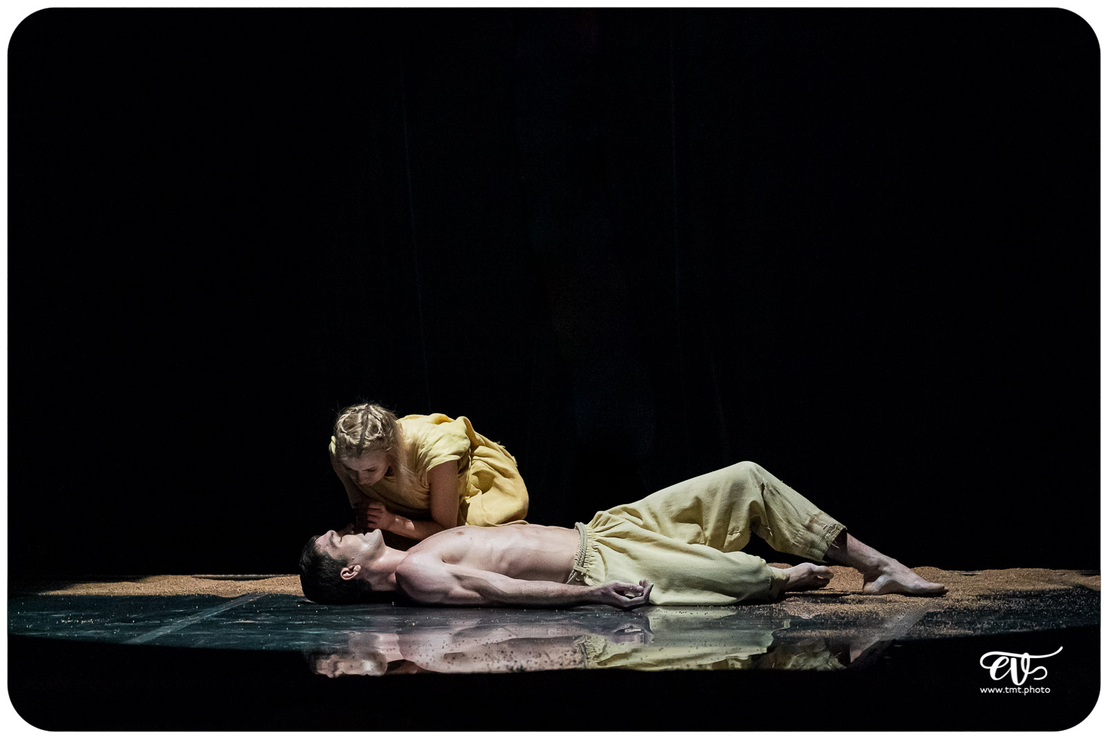 MY LAND (RECIRQUEL COMPANY)